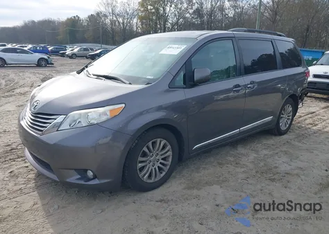 2015 Toyota Sienna Xle 8 Passenger from USA, damaged, VIN 5TDYK3DC8FS641034